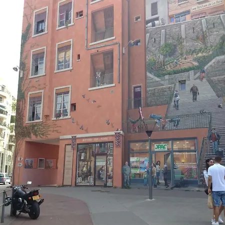 Le Croix Roussien Centre Appartement *